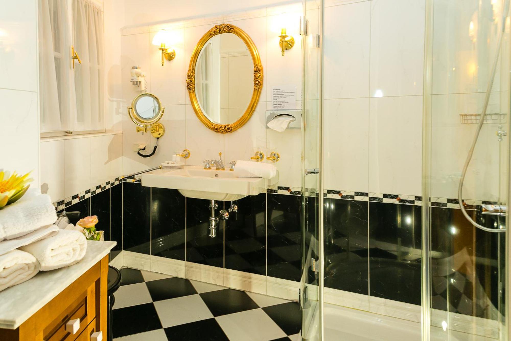 Boutique Hotel Ur-Wachau Вайсенкирхен-ин-дер-Вахау Экстерьер фото