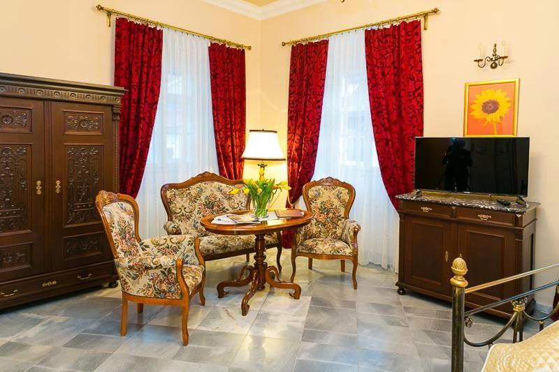 Boutique Hotel Ur-Wachau Вайсенкирхен-ин-дер-Вахау Экстерьер фото