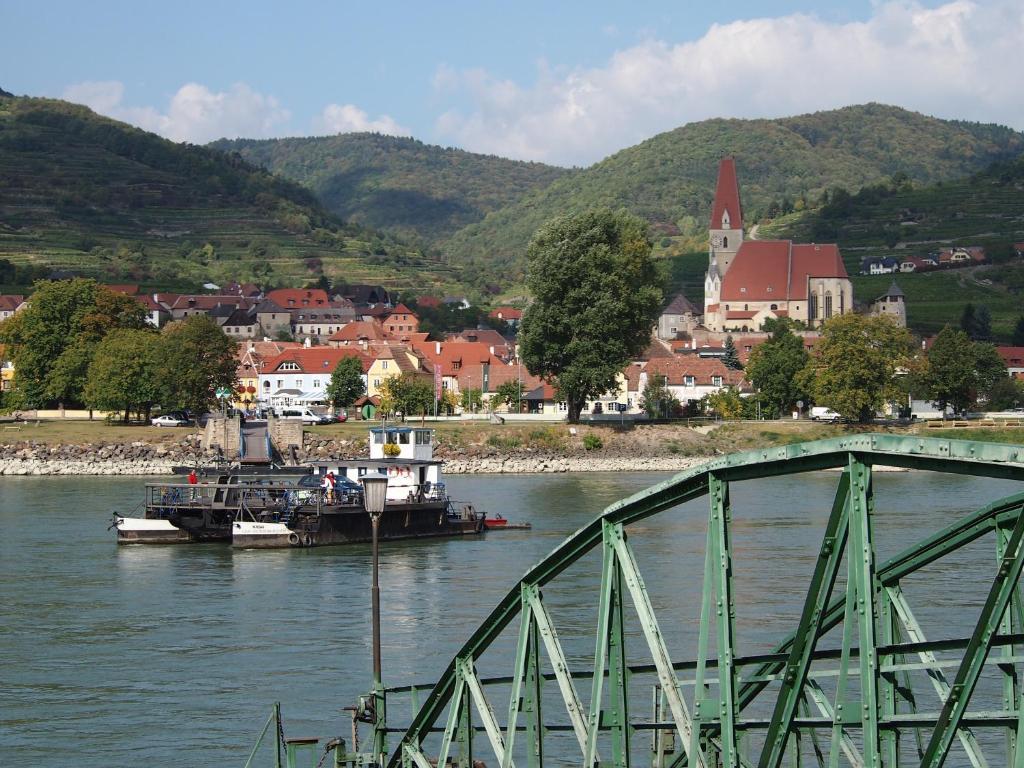 Boutique Hotel Ur-Wachau Вайсенкирхен-ин-дер-Вахау Экстерьер фото